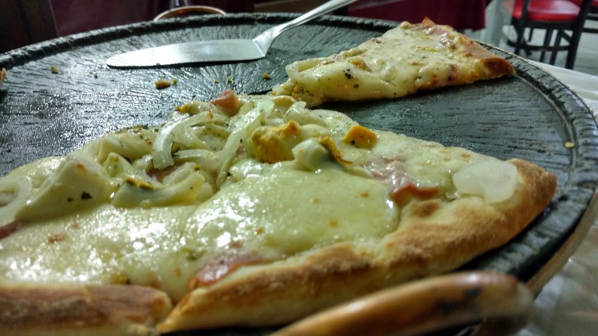 Giovani's Pizzaria Photos 2